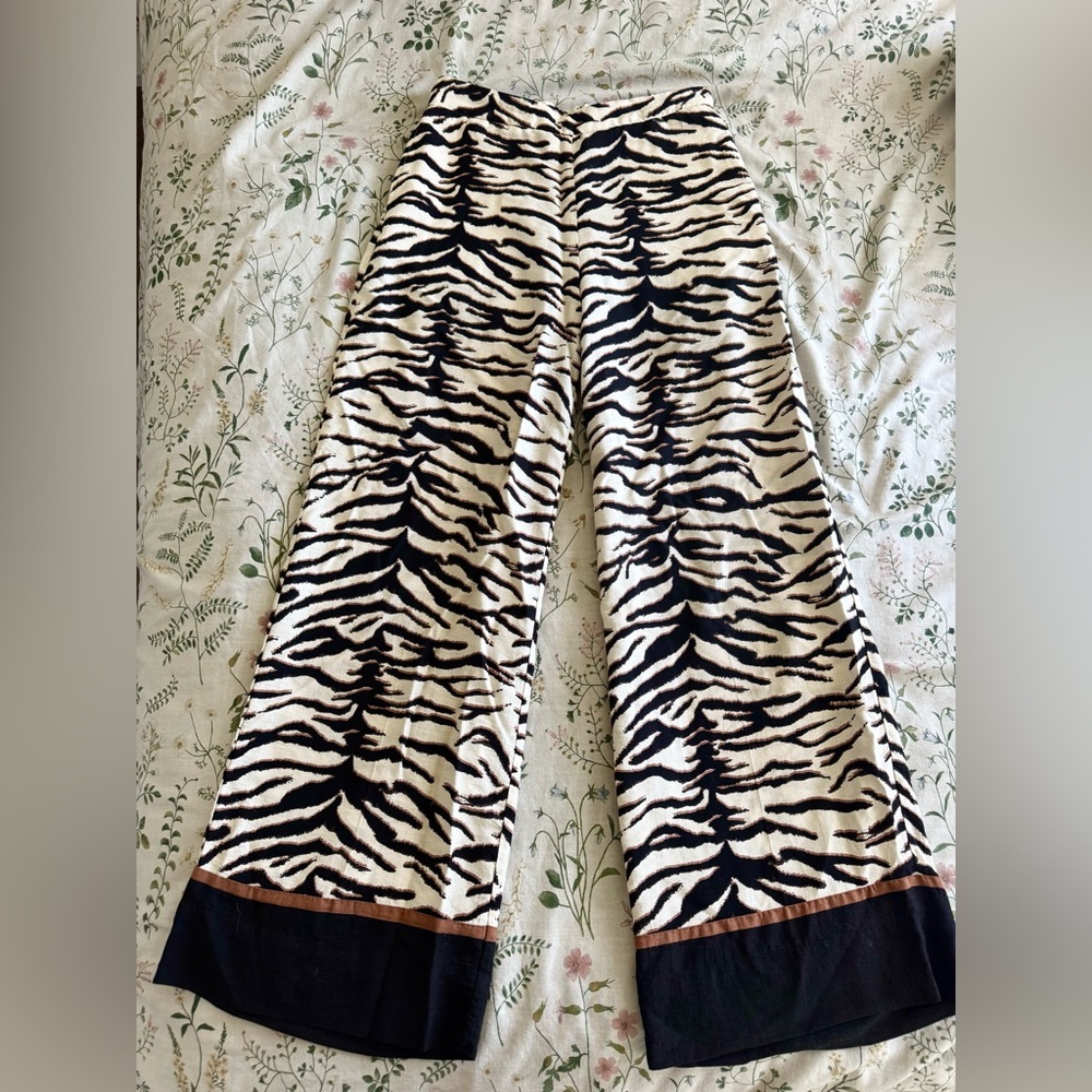 New Zebra Print Wide-Leg Pants